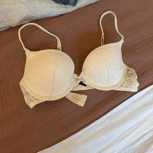 Etam No7 le love push NWOT French Lingerie